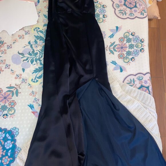 Amsale Imani Dress - Picture 7 of 8